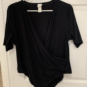 NEVER WORN- H&M Wrap Style bodysuit